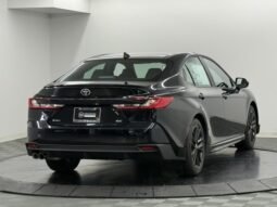 
										2026 Toyota Camry SE full									