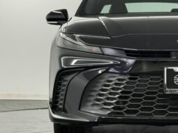 
										2026 Toyota Camry SE full									